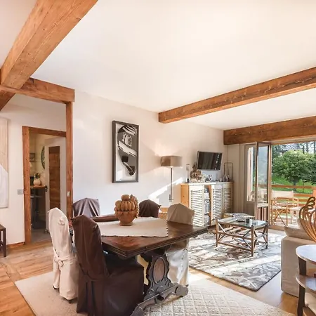 Flat Belvedere - In The Heart Of The Village Of *